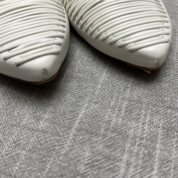 Tory Burch Sienna Flat Slide Mule Mestico in White - Picture 5 of 8